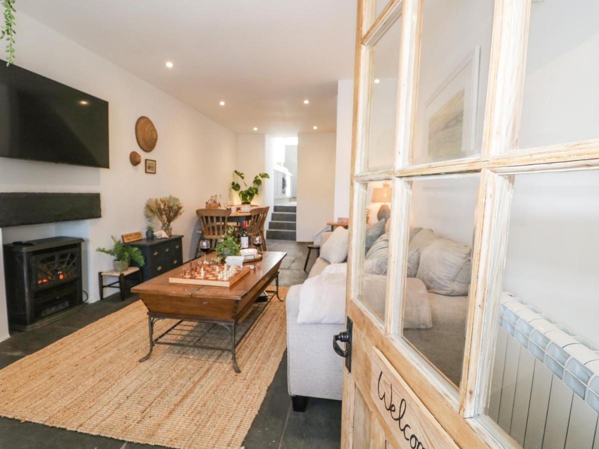 Sandacre Cottage Ълвърстън Екстериор снимка