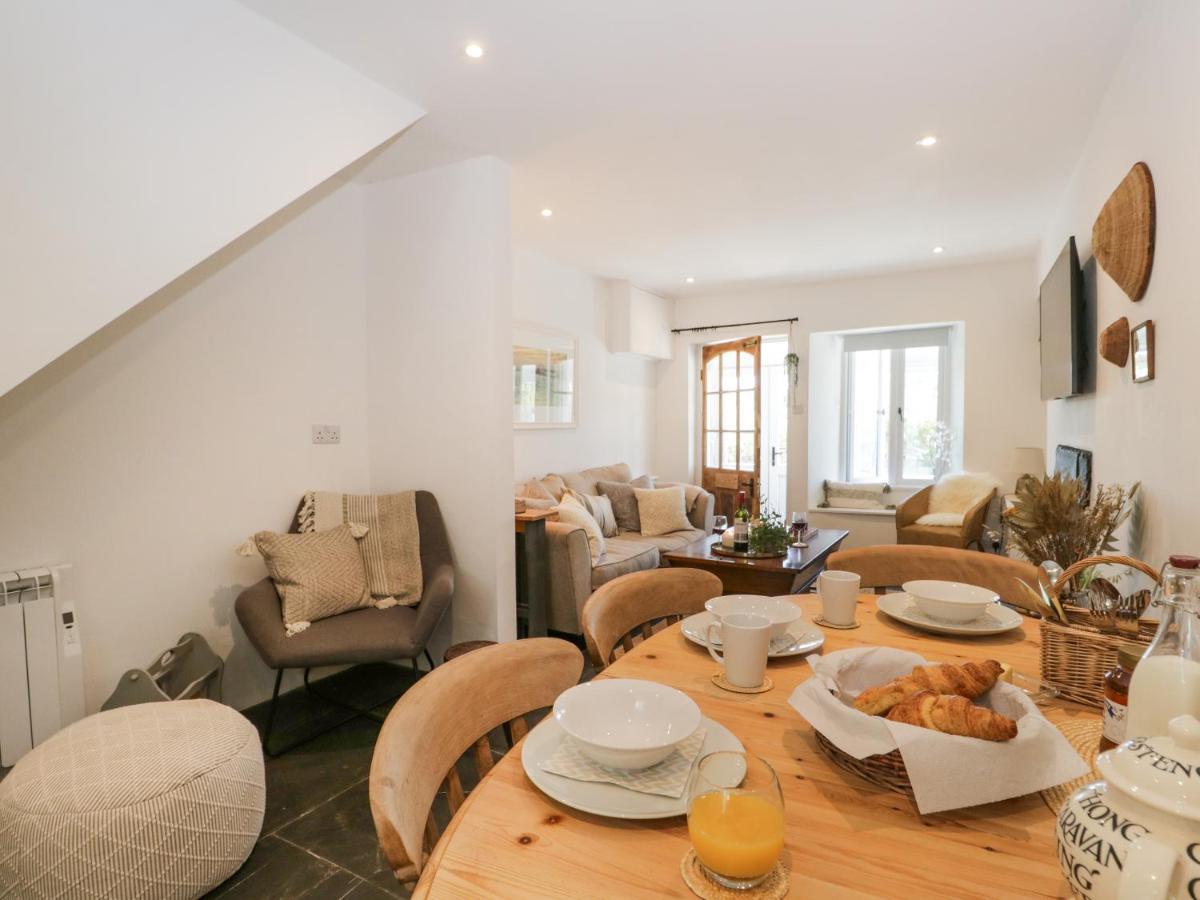Sandacre Cottage Ълвърстън Екстериор снимка