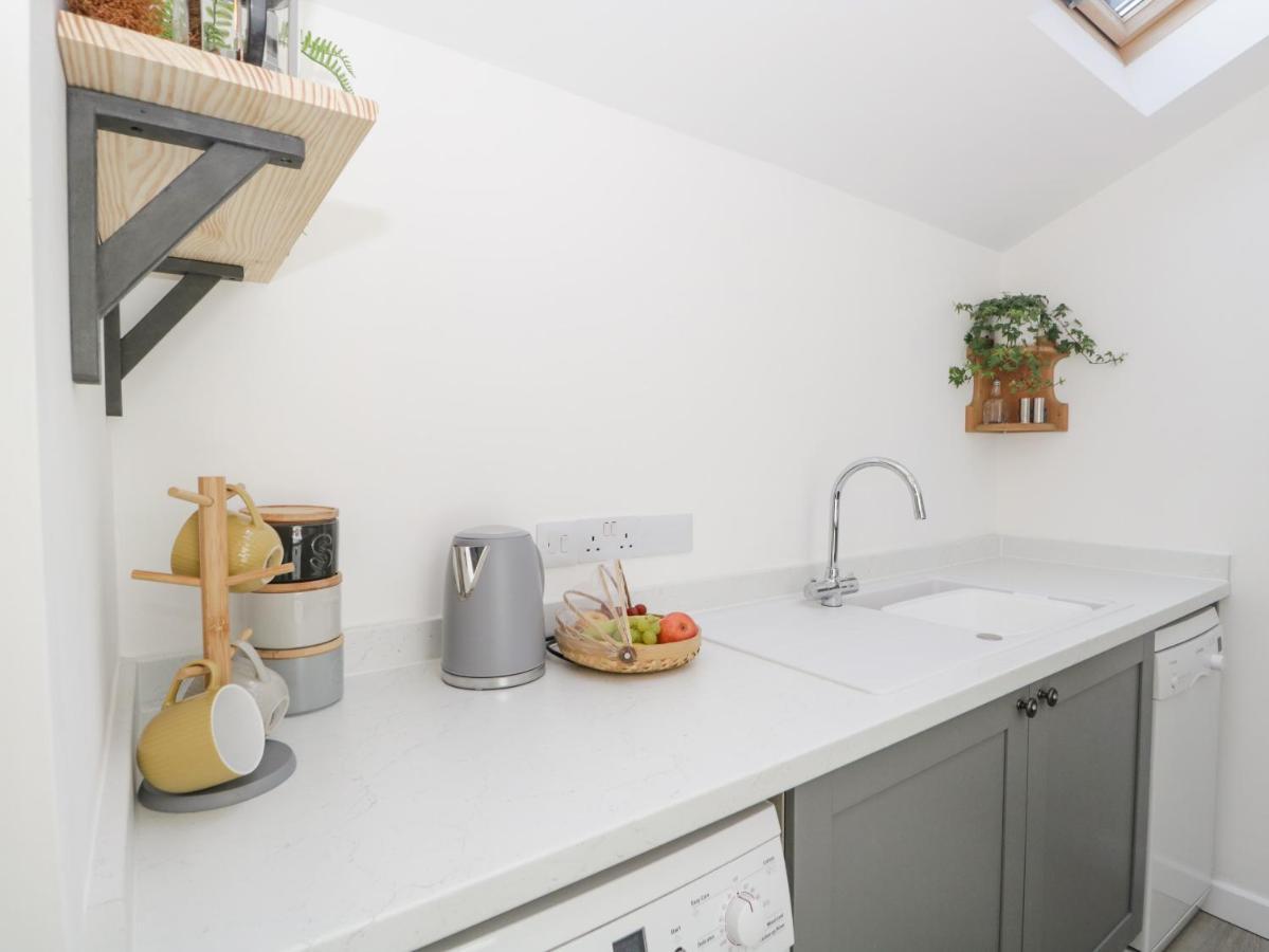 Sandacre Cottage Ълвърстън Екстериор снимка